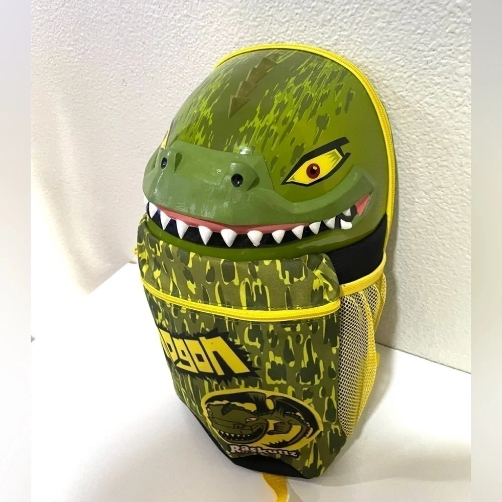 RASKULLZ Radeon 3D sculpted design green backpack